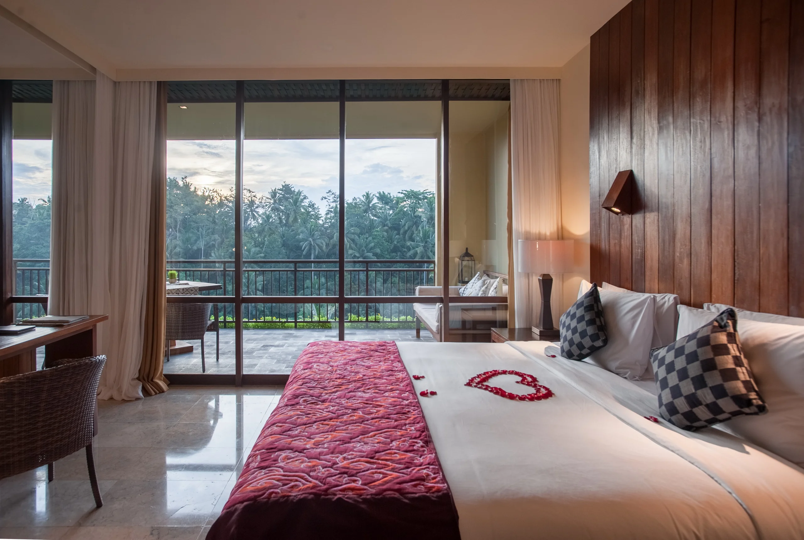 Bisma Suite Room